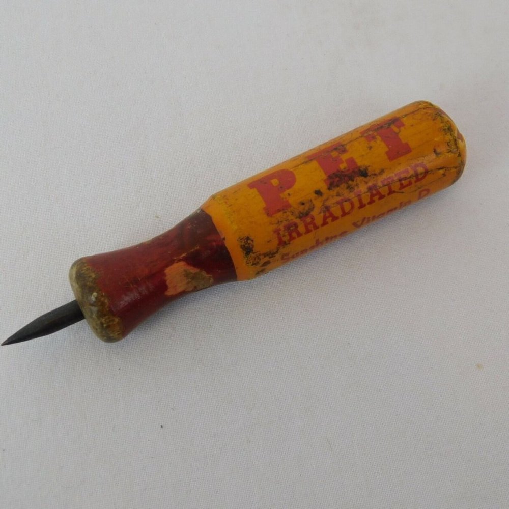 Vintage PET Irradiated Milk Sunshine Vitamin D Pick Style Can Opener Advertising
